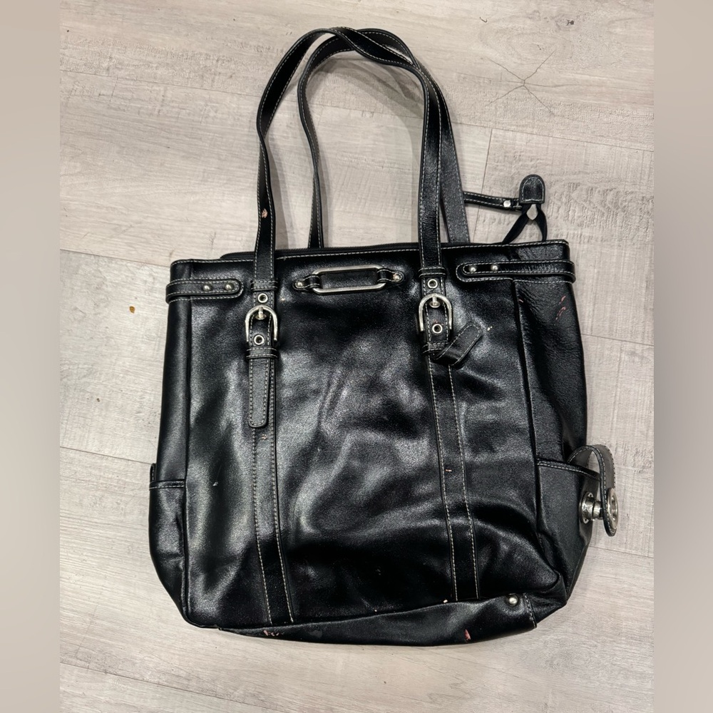 Franklin genuine, leather black bag size medium
